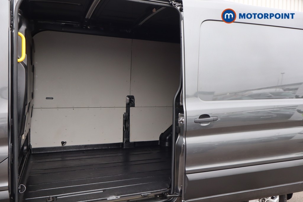 Ford Transit Limited Automatic Diesel Medium Roof Van - Stock Number (1611981) - 2nd supplementary image