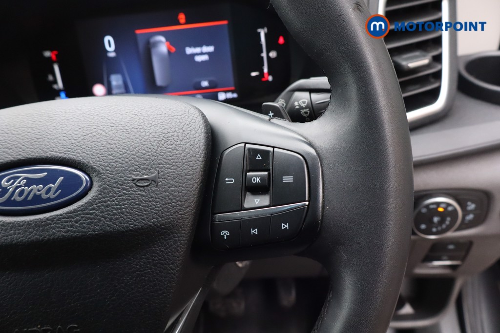 Ford Transit Limited Automatic Diesel Medium Roof Van - Stock Number (1611981) - 5th supplementary image