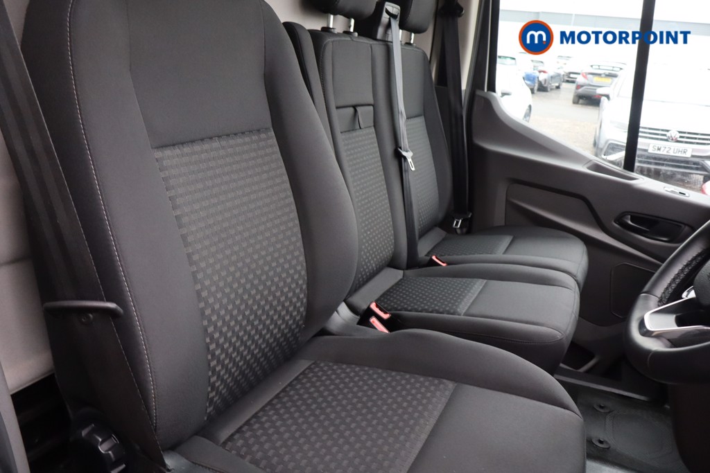 Ford Transit Limited Automatic Diesel Medium Roof Van - Stock Number (1611981) - 20th supplementary image