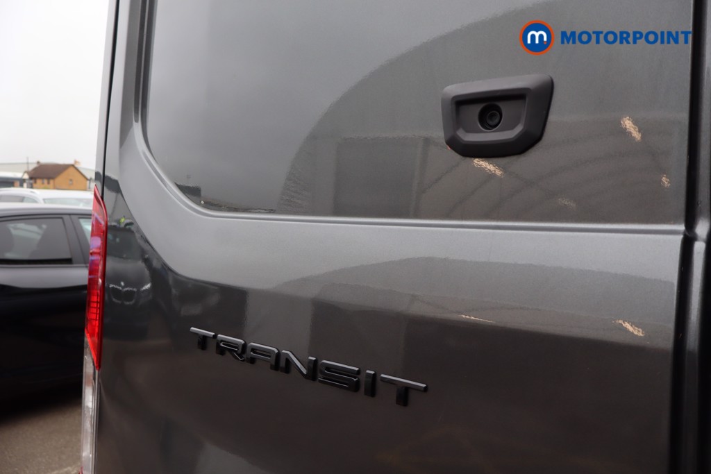Ford Transit Limited Automatic Diesel Medium Roof Van - Stock Number (1611981) - 31st supplementary image