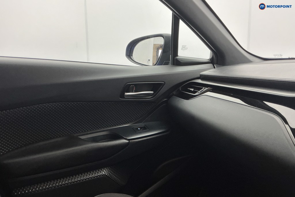 Toyota C-Hr Icon Manual Petrol SUV - Stock Number (1616426) - 22nd supplementary image