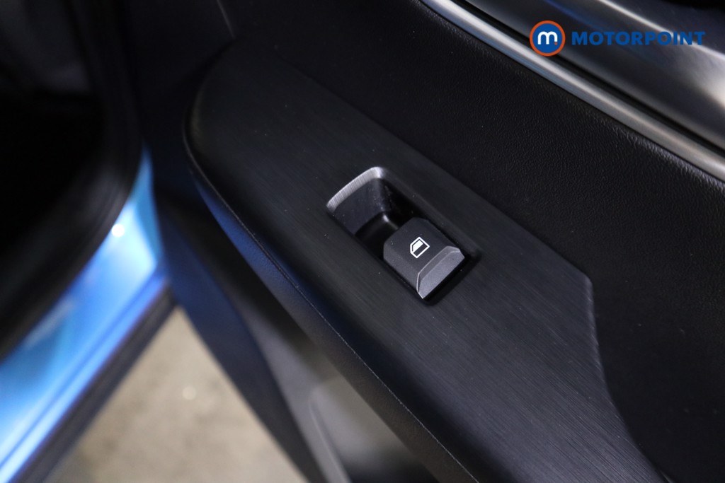 Mg Motor Uk ZS Trophy Automatic Petrol-Electric Hybrid SUV - Stock Number (1617146) - 20th supplementary image