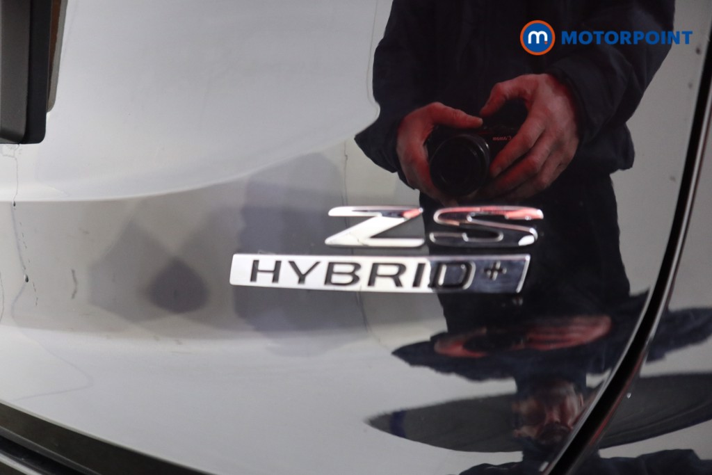 Mg Motor Uk ZS Trophy Automatic Petrol-Electric Hybrid SUV - Stock Number (1617561) - 32nd supplementary image