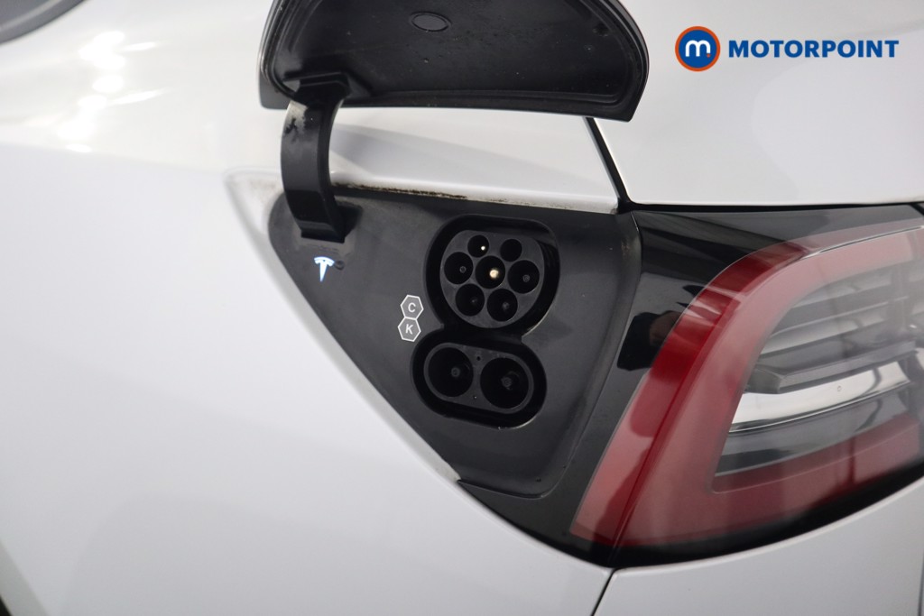 Tesla Model Y Long Range Automatic Electric SUV - Stock Number (1617593) - 32nd supplementary image