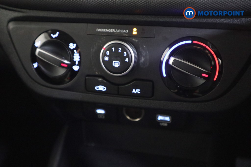 Hyundai I10 Advance Automatic Petrol Hatchback - Stock Number (1618040) - 7th supplementary image