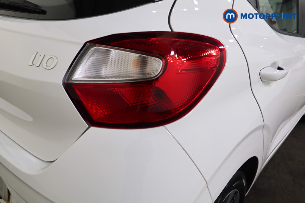 Hyundai I10 Advance Automatic Petrol Hatchback - Stock Number (1618040) - 32nd supplementary image