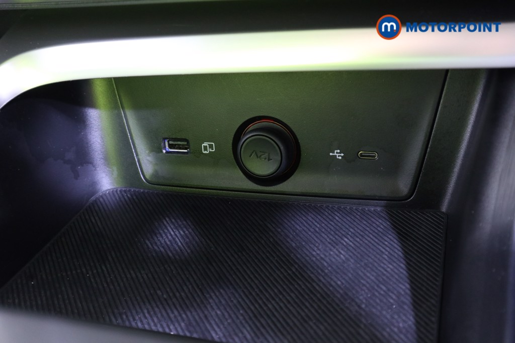 Mg Motor Uk ZS Trophy Automatic Petrol-Electric Hybrid SUV - Stock Number (1618106) - 7th supplementary image