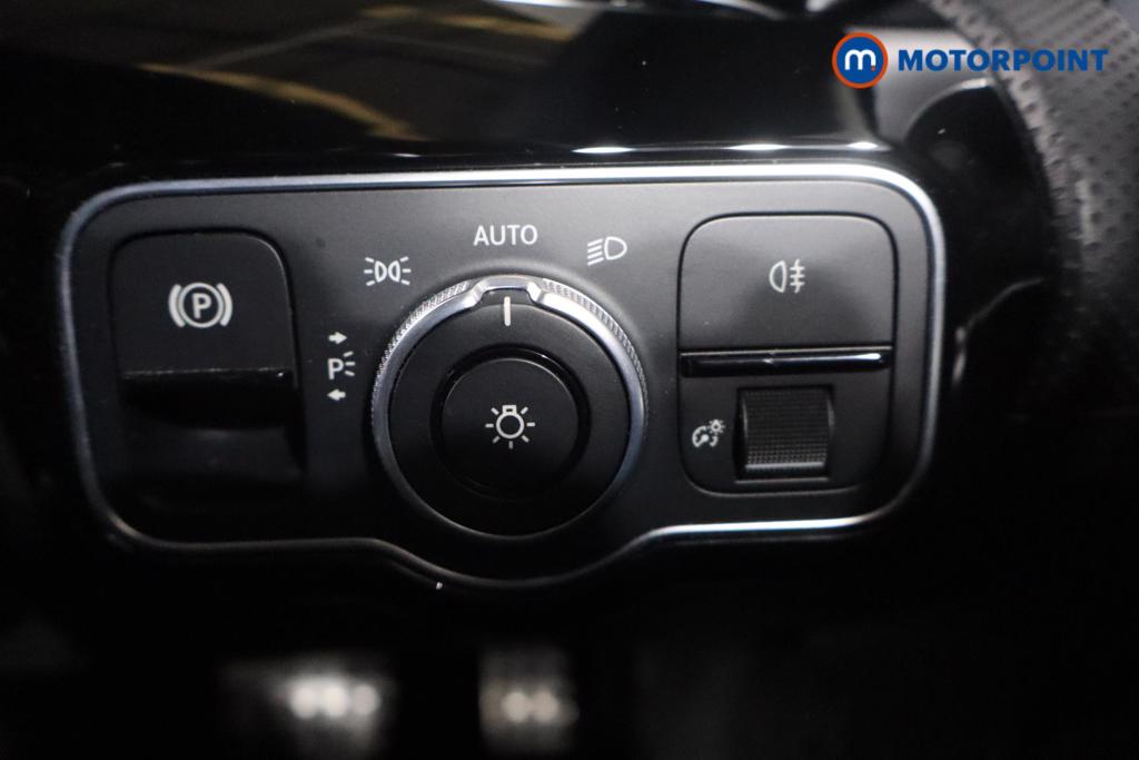 Mercedes-Benz CLA Amg Line Automatic Petrol Estate - Stock Number (1619722) - 9th supplementary image