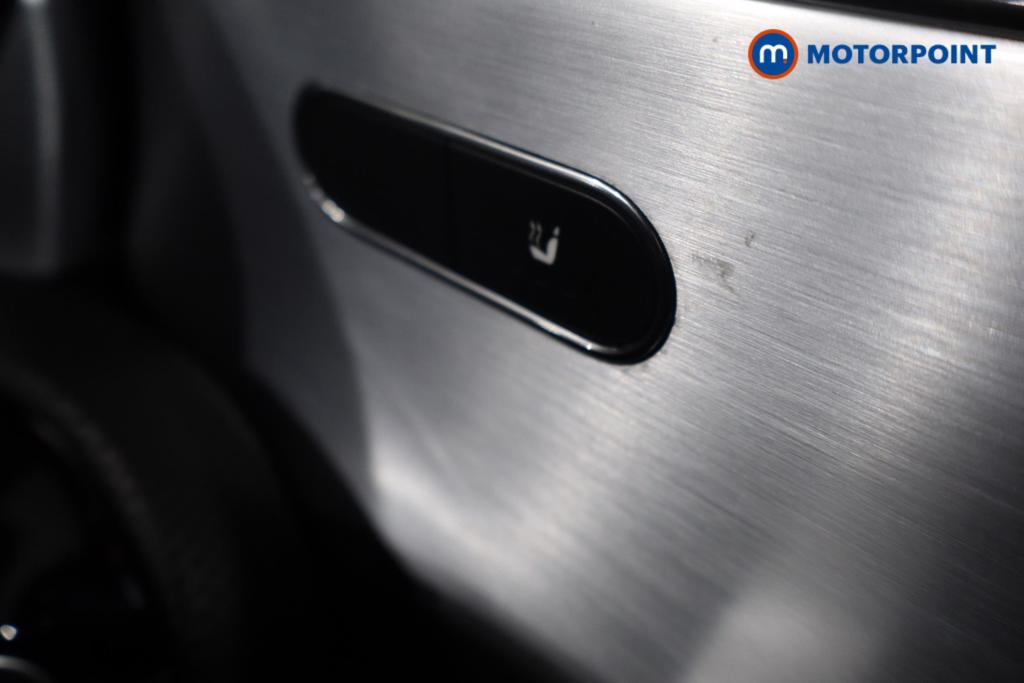 Mercedes-Benz CLA Amg Line Automatic Petrol Estate - Stock Number (1619722) - 11th supplementary image