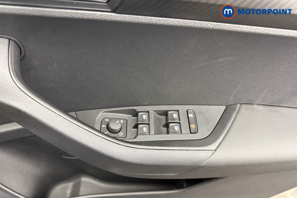 Skoda Karoq Sportline Edition Automatic Petrol SUV - Stock Number (1620997) - 8th supplementary image