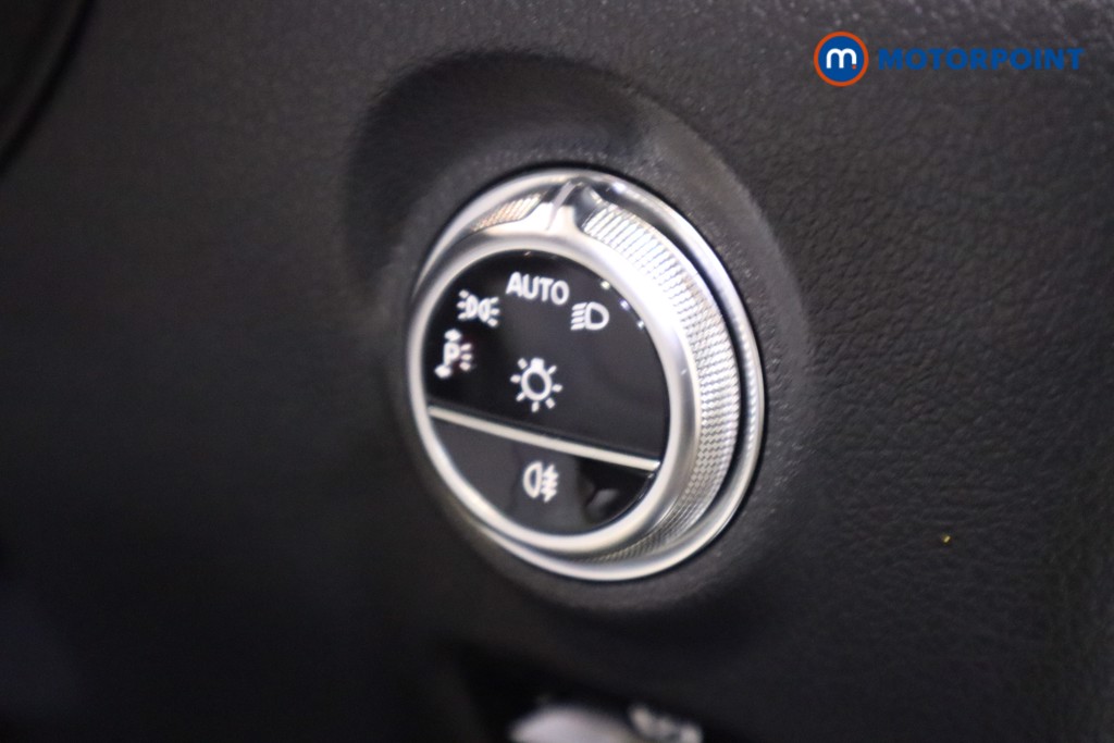 Mercedes-Benz C Class Amg Line Automatic Petrol Saloon - Stock Number (1621048) - 18th supplementary image