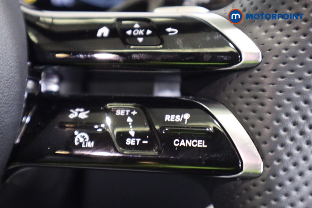 Mercedes-Benz C Class Amg Line Automatic Petrol Saloon - Stock Number (1621048) - 20th supplementary image