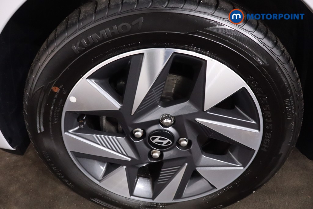 Hyundai I10 Advance Automatic Petrol Hatchback - Stock Number (1621578) - 11th supplementary image