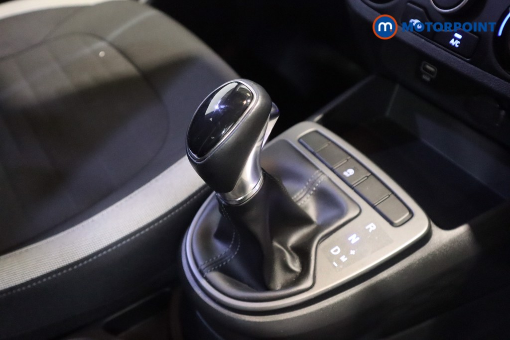 Hyundai I10 Se Connect Automatic Petrol Hatchback - Stock Number (1622728) - 5th supplementary image