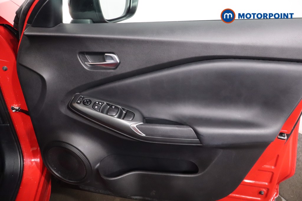 Nissan Juke Acenta Premium Manual Petrol SUV - Stock Number (1623177) - 23rd supplementary image