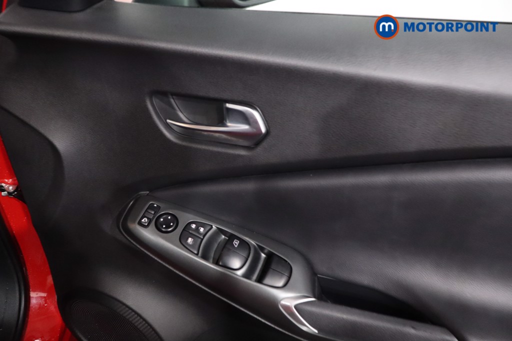 Nissan Juke Acenta Premium Manual Petrol SUV - Stock Number (1623177) - 24th supplementary image