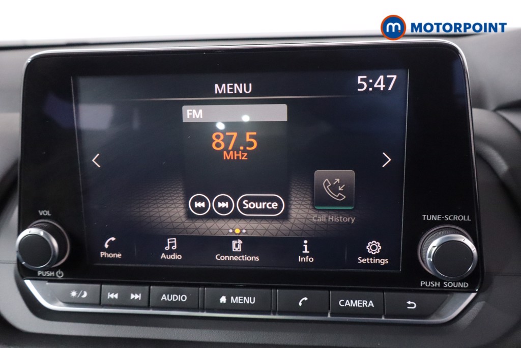 Nissan Qashqai Acenta Premium Automatic Petrol SUV - Stock Number (1623193) - 2nd supplementary image