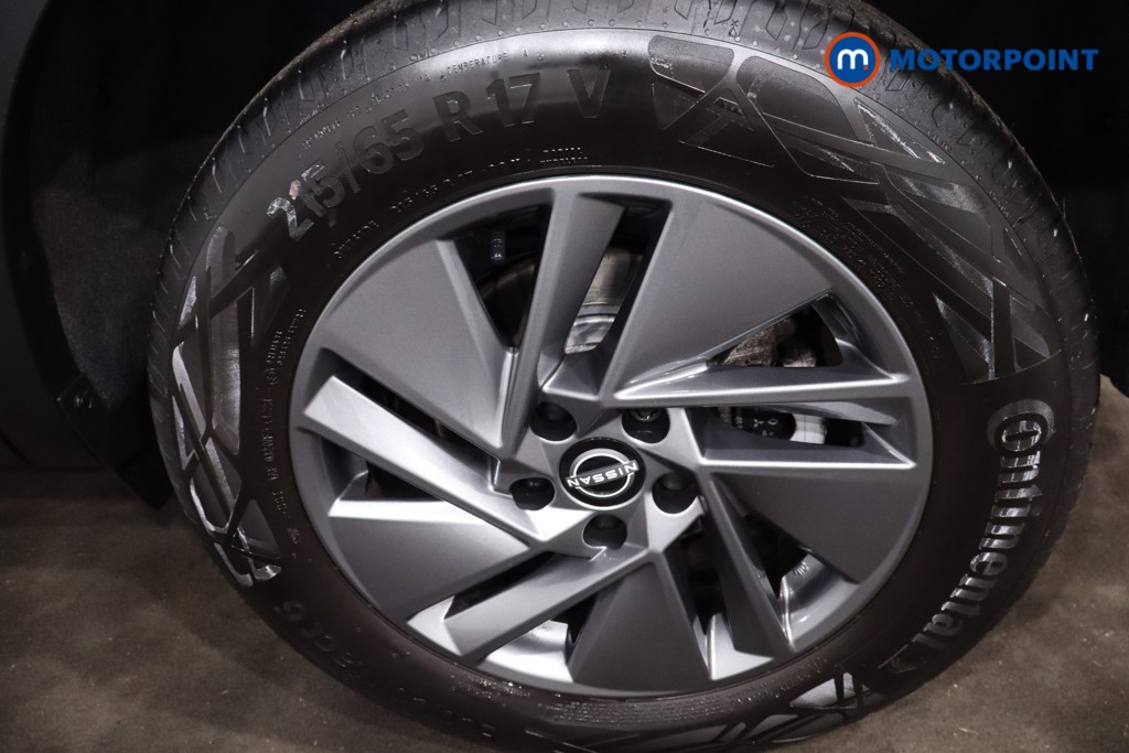 Nissan Qashqai Acenta Premium Automatic Petrol SUV - Stock Number (1623193) - 12th supplementary image