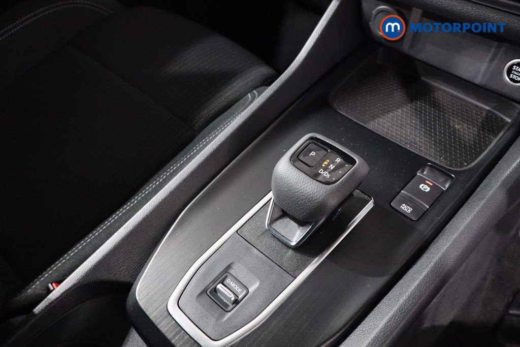 Nissan Qashqai Acenta Premium Automatic Petrol SUV - Stock Number (1623193) - 20th supplementary image