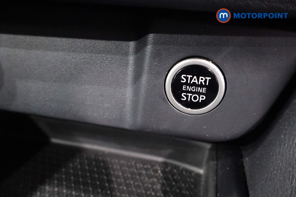 Nissan Qashqai Acenta Premium Automatic Petrol SUV - Stock Number (1623193) - 21st supplementary image