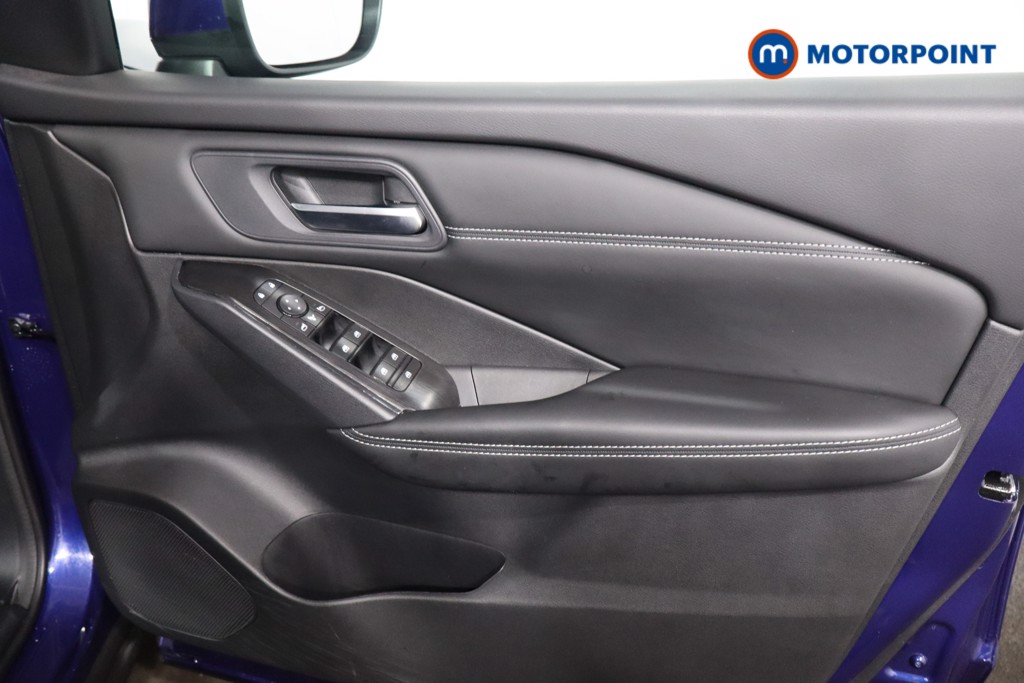 Nissan Qashqai Acenta Premium Automatic Petrol SUV - Stock Number (1623193) - 23rd supplementary image
