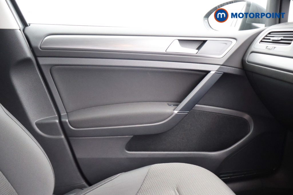 Volkswagen Golf Match Automatic Petrol Hatchback - Stock Number (1623205) - 7th supplementary image