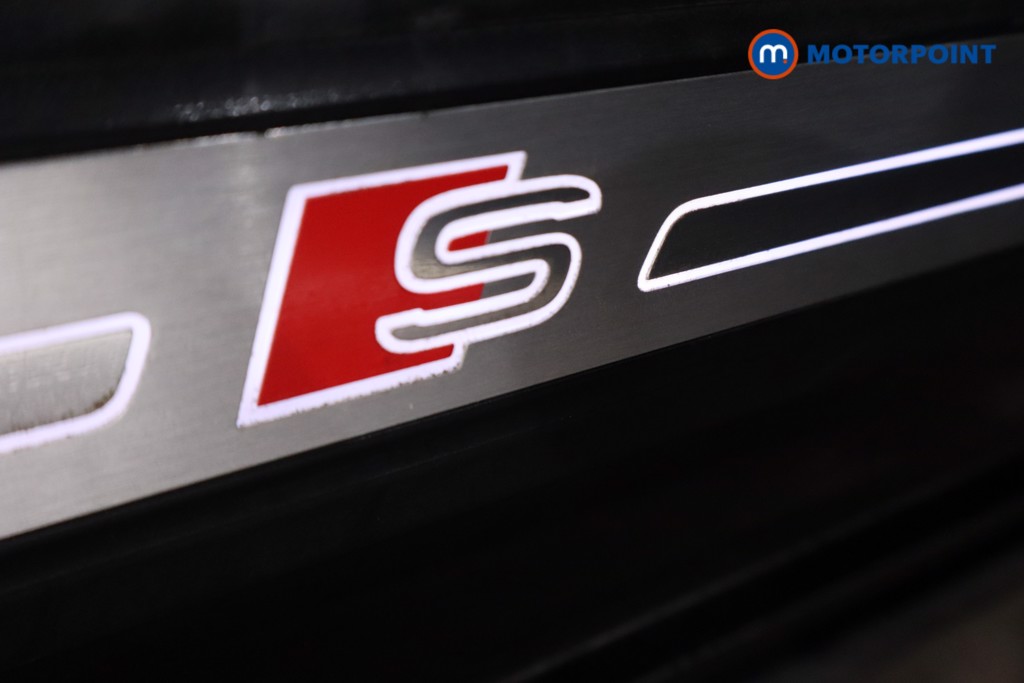 Audi Q5 S Line Automatic Petrol Plug-In Hybrid SUV - Stock Number (1623529) - 27th supplementary image