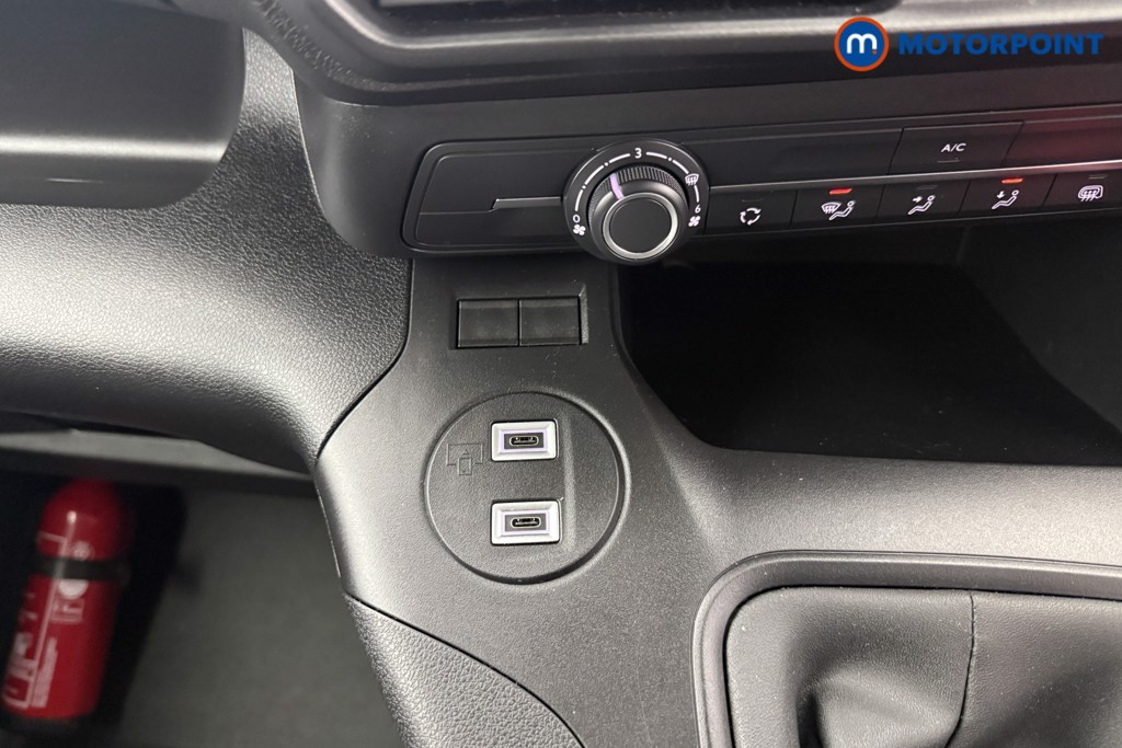 Toyota Proace City Icon Manual Diesel Panel Van - Stock Number (1608395) - 4th supplementary image