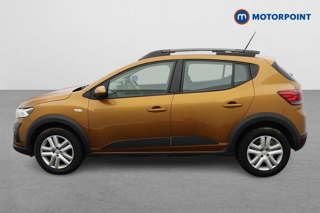 Dacia Sandero Stepway Expression Manual Petrol Hatchback - Stock Number (1610215) - Passenger side