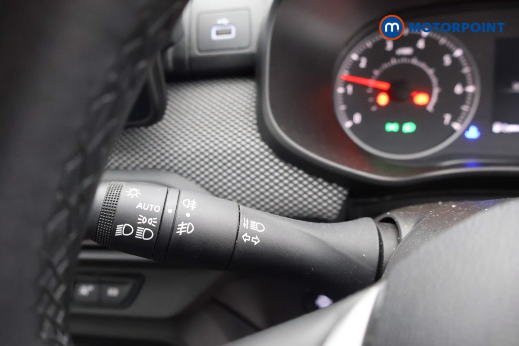 Dacia Sandero Stepway Expression Manual Petrol Hatchback - Stock Number (1610235) - 5th supplementary image