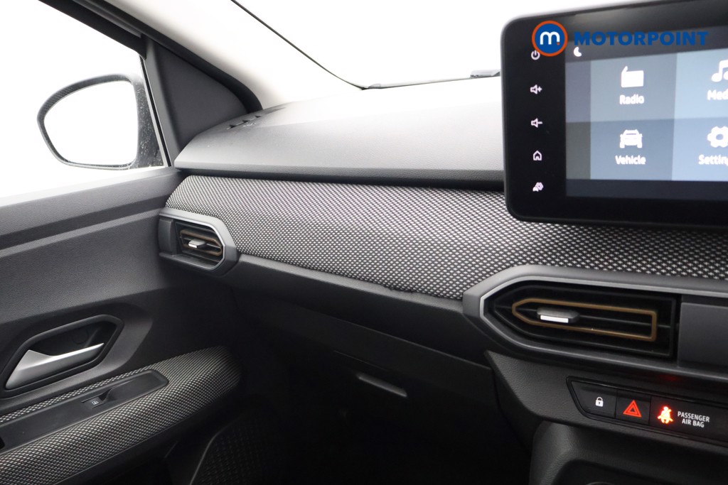 Dacia Sandero Stepway Expression Manual Petrol Hatchback - Stock Number (1610235) - 10th supplementary image