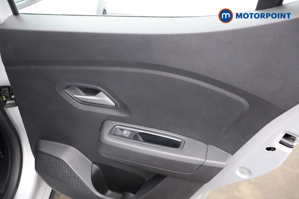 Dacia Sandero Stepway Expression Manual Petrol Hatchback - Stock Number (1610235) - 17th supplementary image