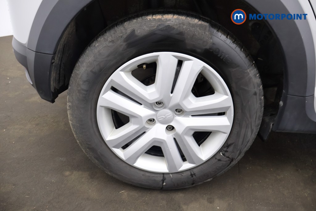 Dacia Sandero Stepway Expression Manual Petrol Hatchback - Stock Number (1610235) - 21st supplementary image