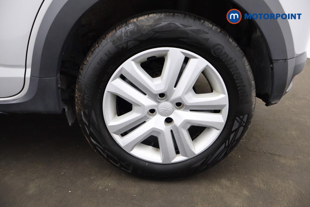 Dacia Sandero Stepway Expression Manual Petrol Hatchback - Stock Number (1610235) - 24th supplementary image