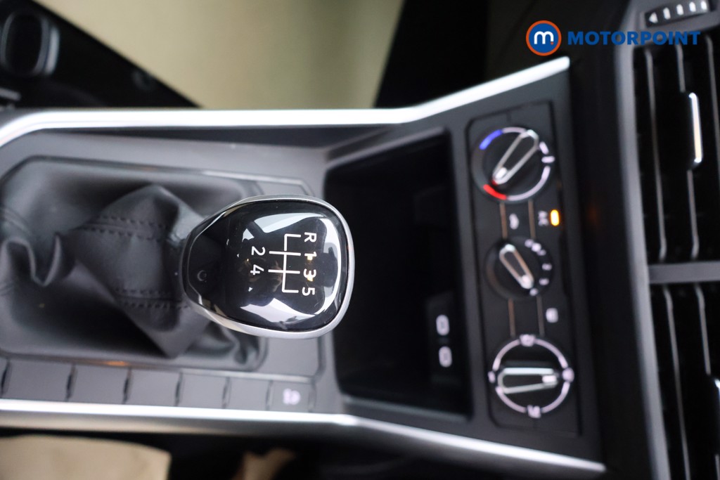 Volkswagen Polo Life Manual Petrol Hatchback - Stock Number (1611720) - 8th supplementary image