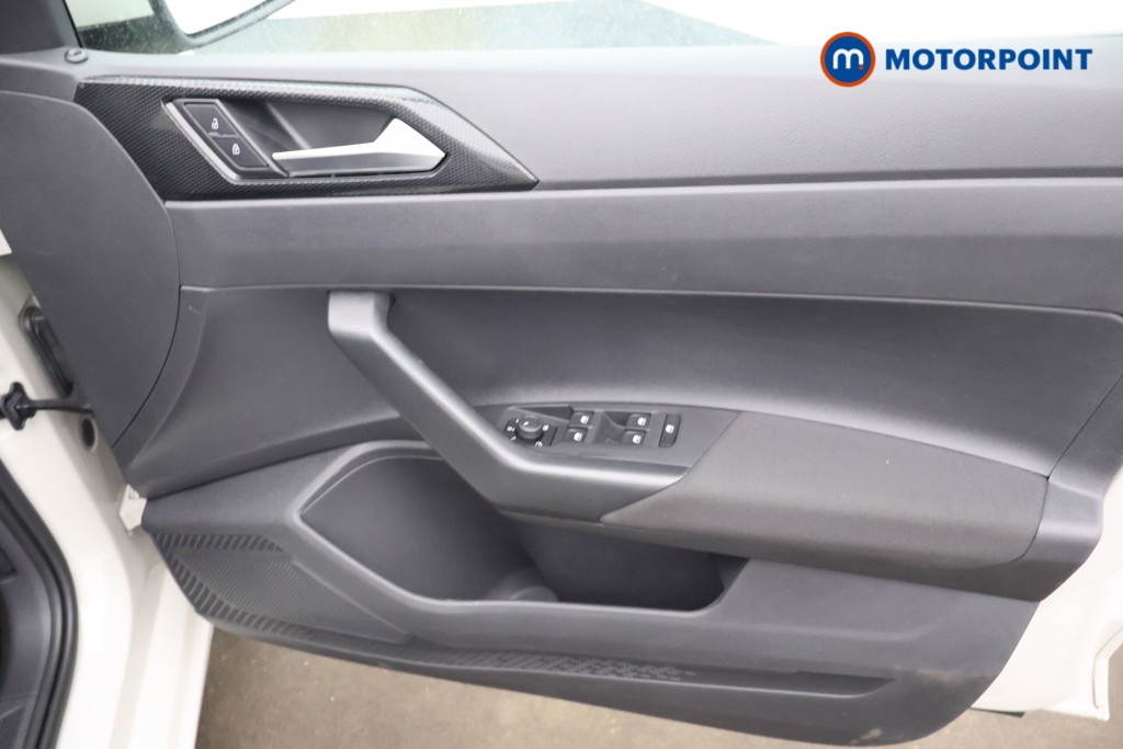 Volkswagen Polo Life Manual Petrol Hatchback - Stock Number (1611720) - 11th supplementary image