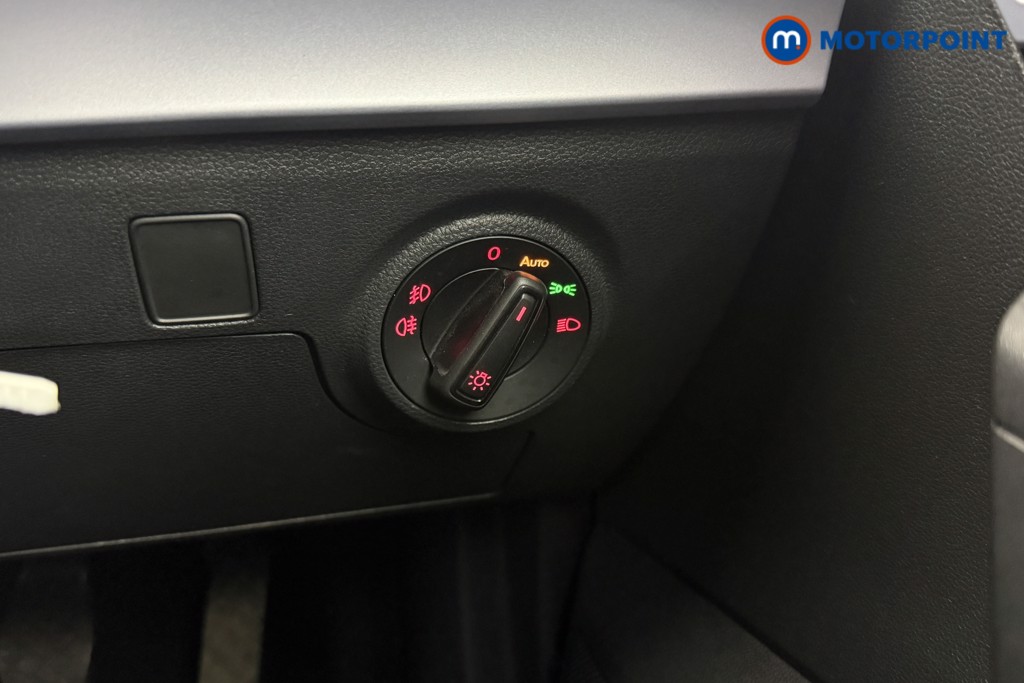Seat Arona FR Manual Petrol SUV - Stock Number (1616560) - 8th supplementary image