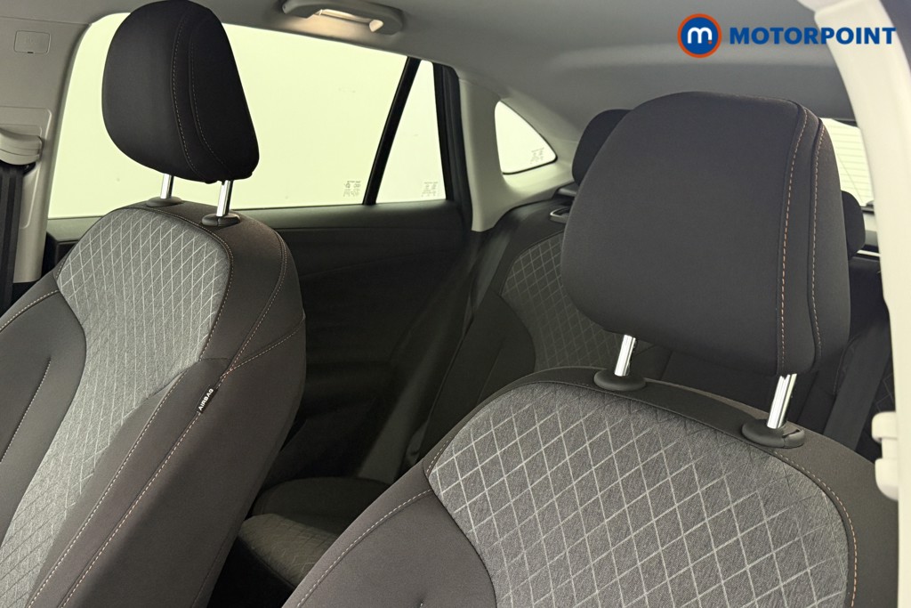 Mg Motor Uk HS SE Automatic Petrol-Electric Hybrid SUV - Stock Number (1616666) - 16th supplementary image