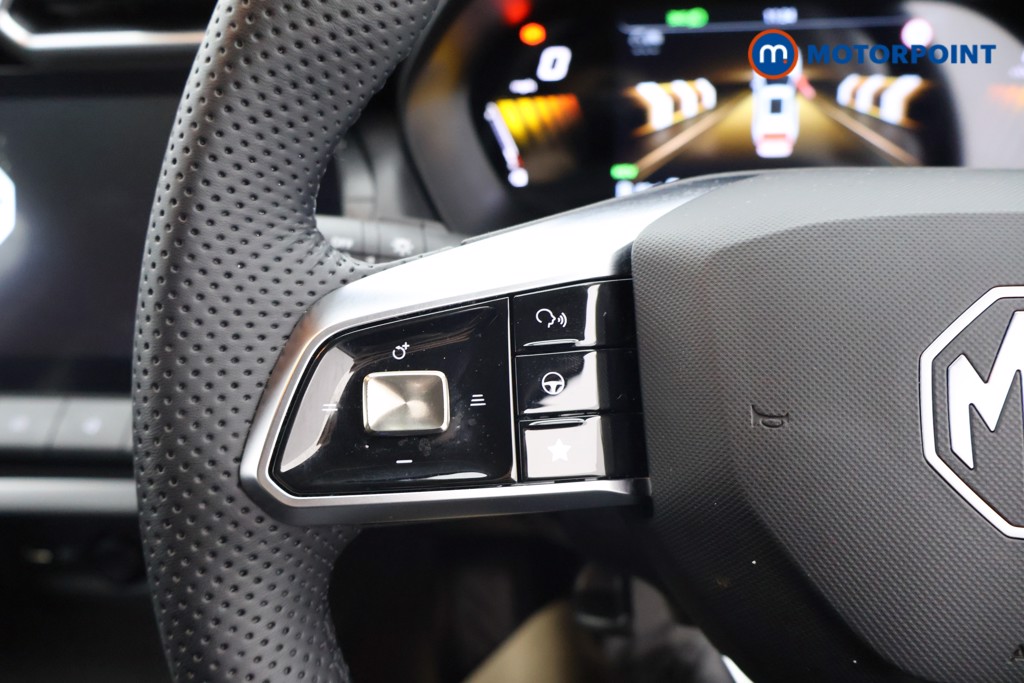 Mg Motor Uk ZS Trophy Automatic Petrol-Electric Hybrid SUV - Stock Number (1617902) - 2nd supplementary image