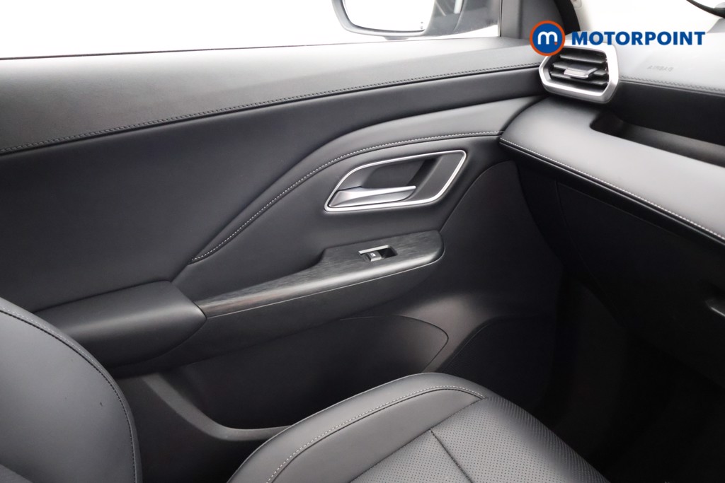 Mg Motor Uk ZS Trophy Automatic Petrol-Electric Hybrid SUV - Stock Number (1617902) - 10th supplementary image