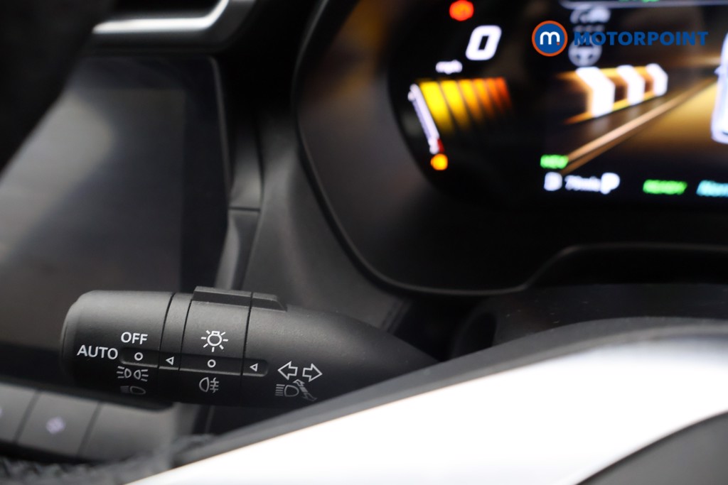 Mg Motor Uk ZS Trophy Automatic Petrol-Electric Hybrid SUV - Stock Number (1617907) - 5th supplementary image