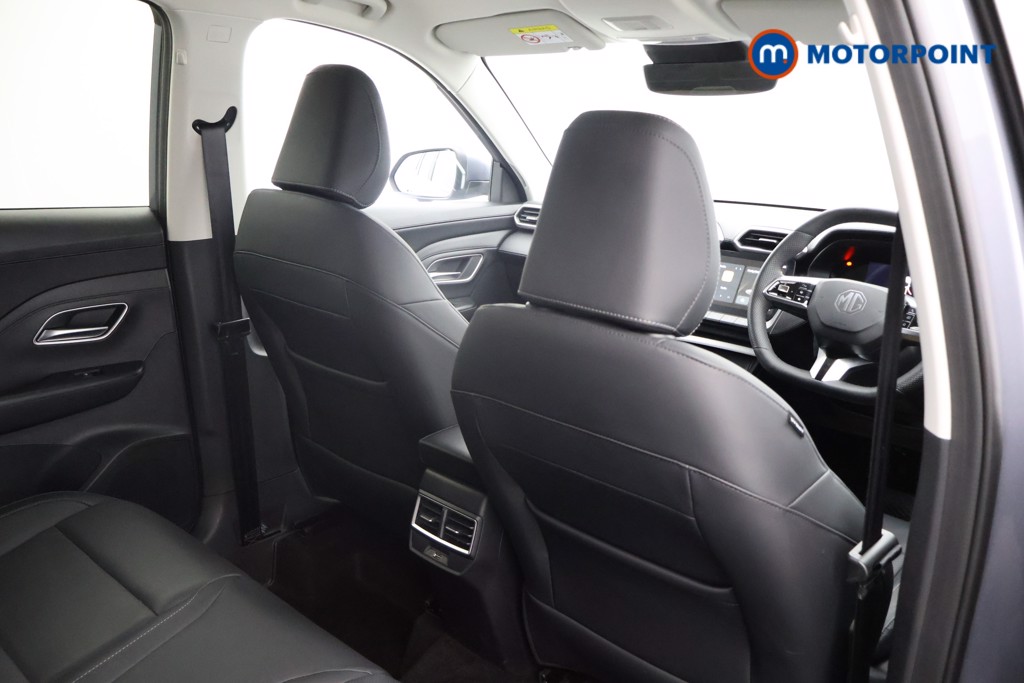 Mg Motor Uk ZS Trophy Automatic Petrol-Electric Hybrid SUV - Stock Number (1617907) - 14th supplementary image