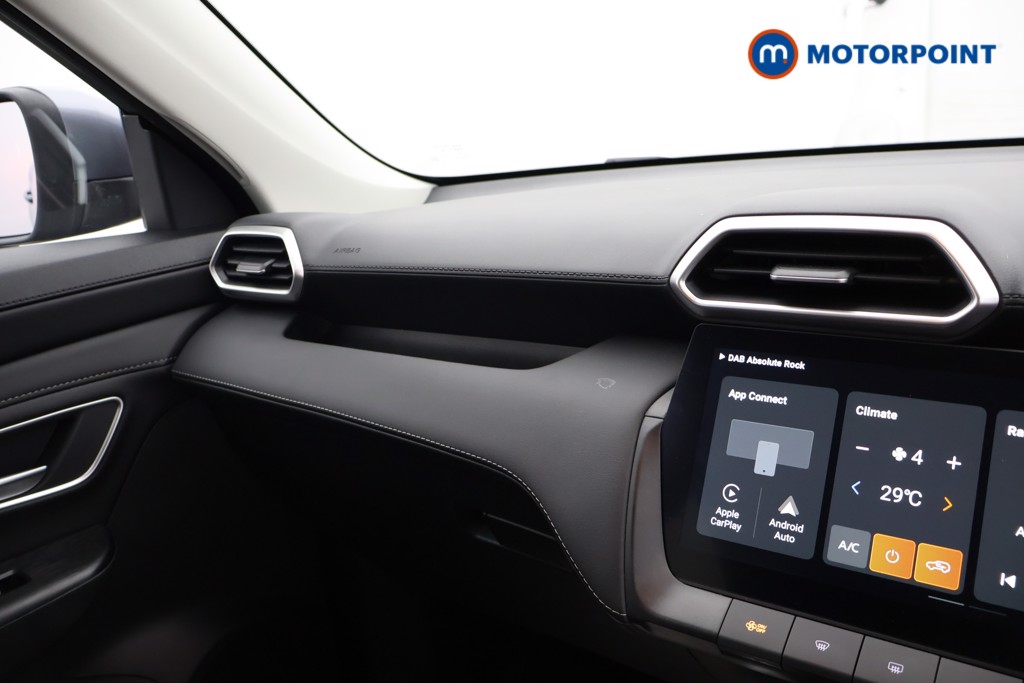 Mg Motor Uk ZS Trophy Automatic Petrol-Electric Hybrid SUV - Stock Number (1618377) - 9th supplementary image