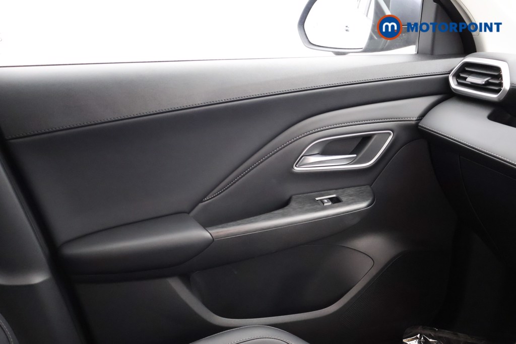 Mg Motor Uk ZS Trophy Automatic Petrol-Electric Hybrid SUV - Stock Number (1618377) - 10th supplementary image