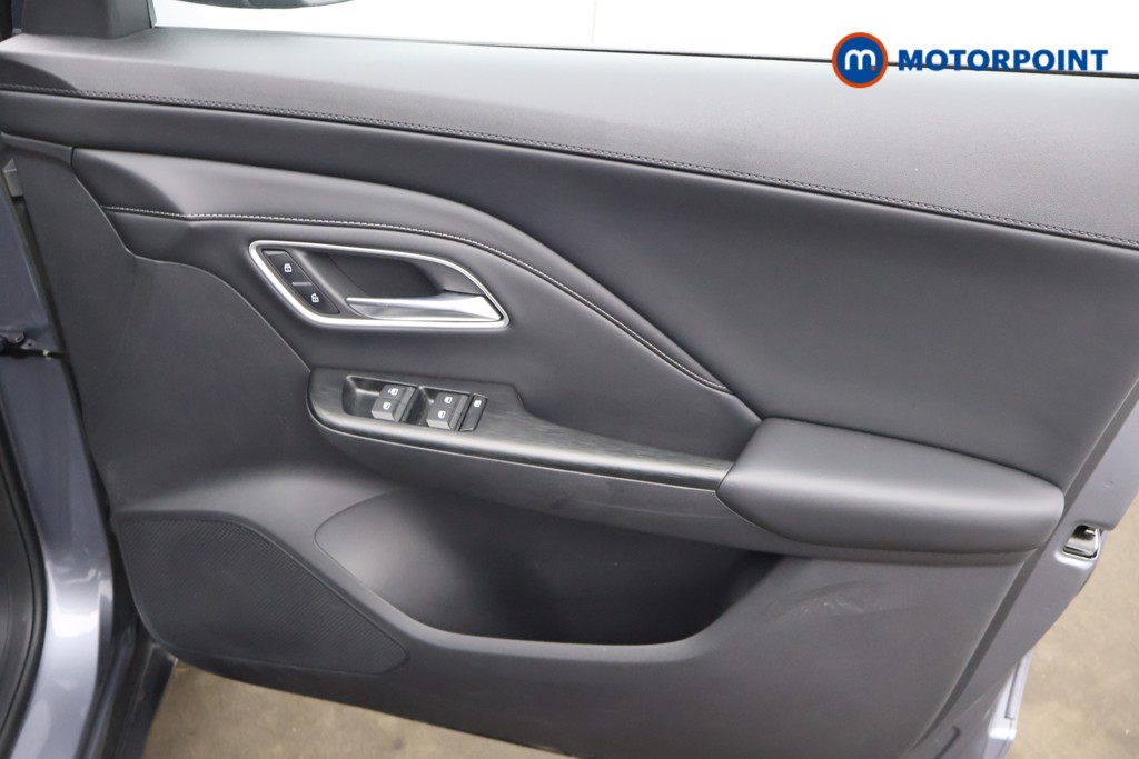 Mg Motor Uk ZS Trophy Automatic Petrol-Electric Hybrid SUV - Stock Number (1618377) - 11th supplementary image