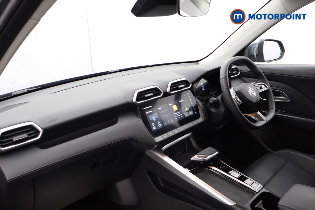 Mg Motor Uk ZS Trophy Automatic Petrol-Electric Hybrid SUV - Stock Number (1618377) - 17th supplementary image