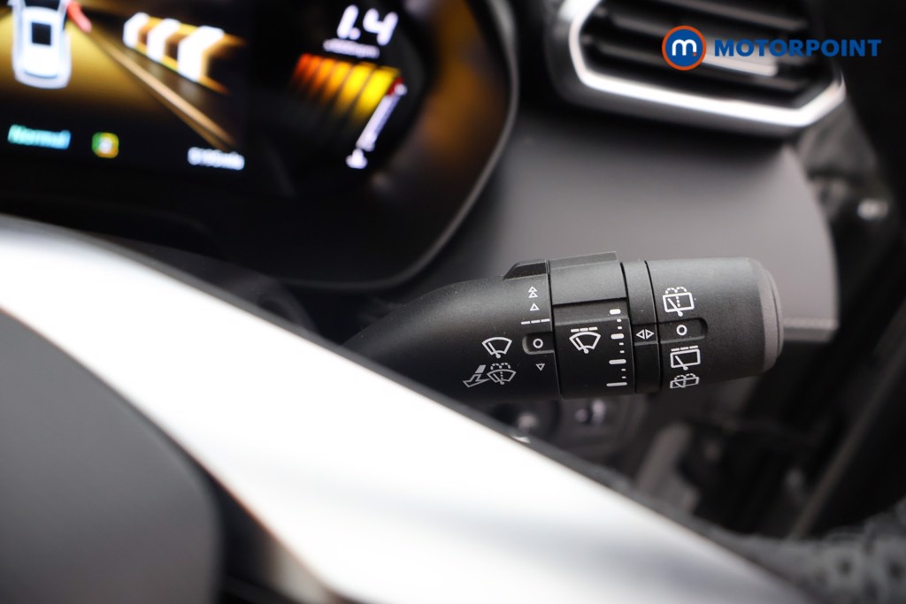 Mg Motor Uk ZS Trophy Automatic Petrol-Electric Hybrid SUV - Stock Number (1618409) - 6th supplementary image