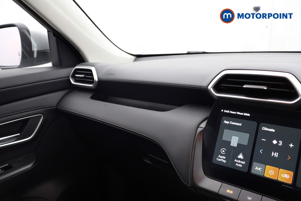 Mg Motor Uk ZS Trophy Automatic Petrol-Electric Hybrid SUV - Stock Number (1618409) - 9th supplementary image