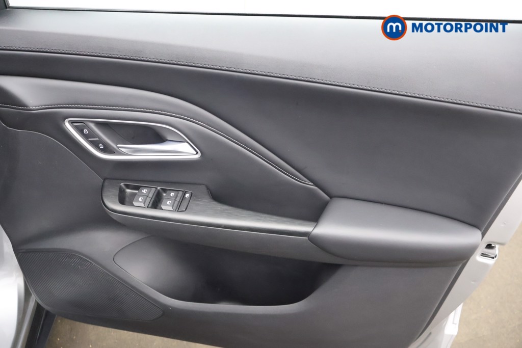 Mg Motor Uk ZS Trophy Automatic Petrol-Electric Hybrid SUV - Stock Number (1618409) - 11th supplementary image