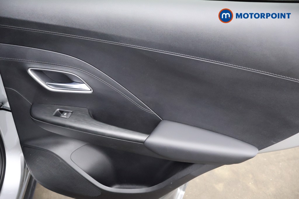 Mg Motor Uk ZS Trophy Automatic Petrol-Electric Hybrid SUV - Stock Number (1618409) - 16th supplementary image